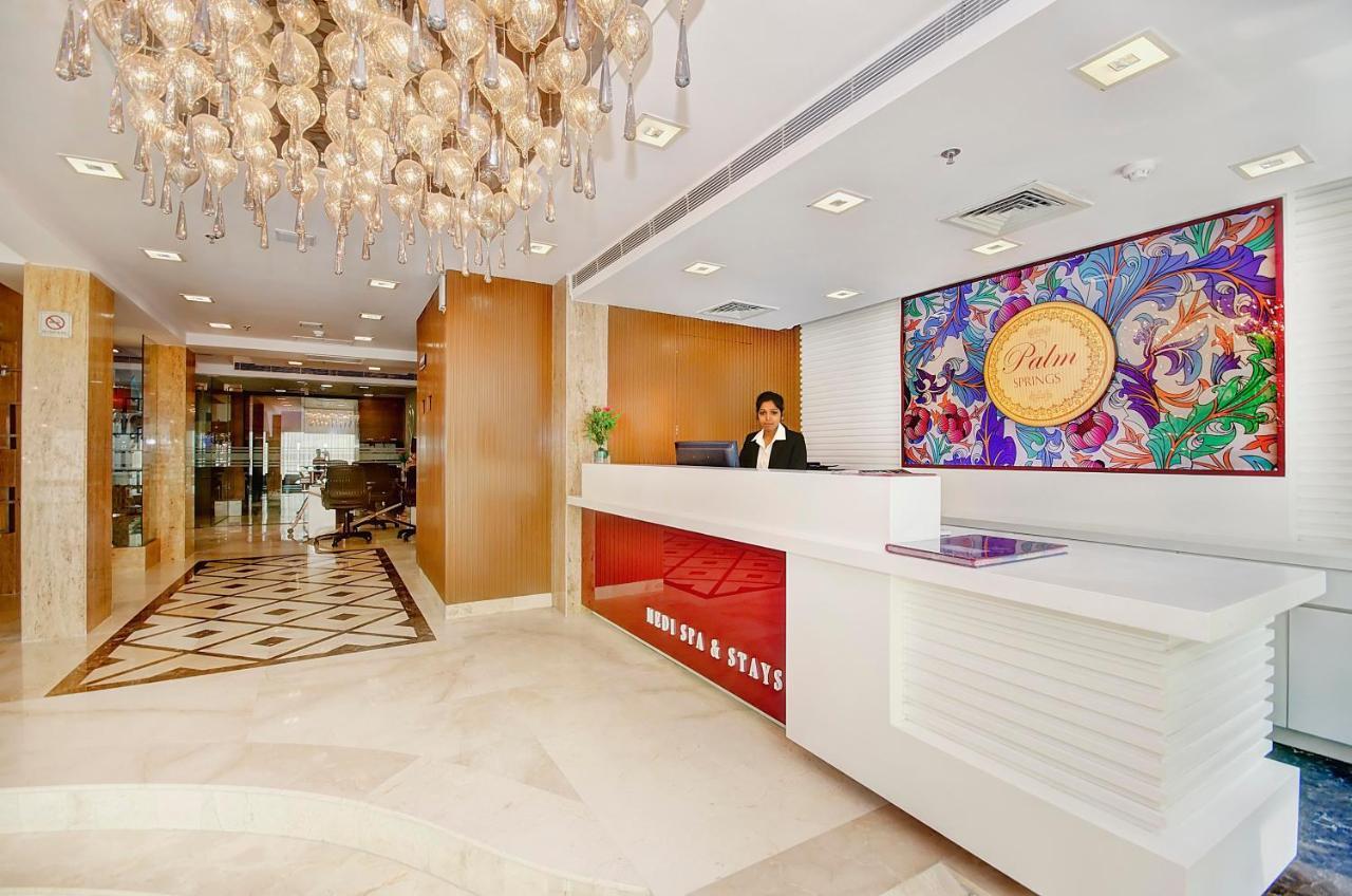 The Palm Spring A Boutique Hotel Naraina New Delhi Bagian luar foto
